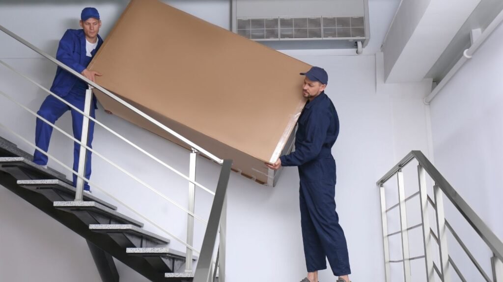Como subir geladeira em apartamento: estratégias para um transporte seguro e eficiente