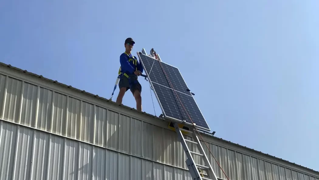 Içamento de placas solares e painéis fotovoltaicos